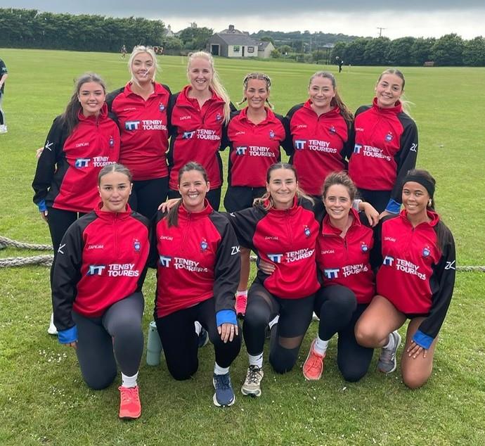 Saundersfoot Ladies - top of Division Two